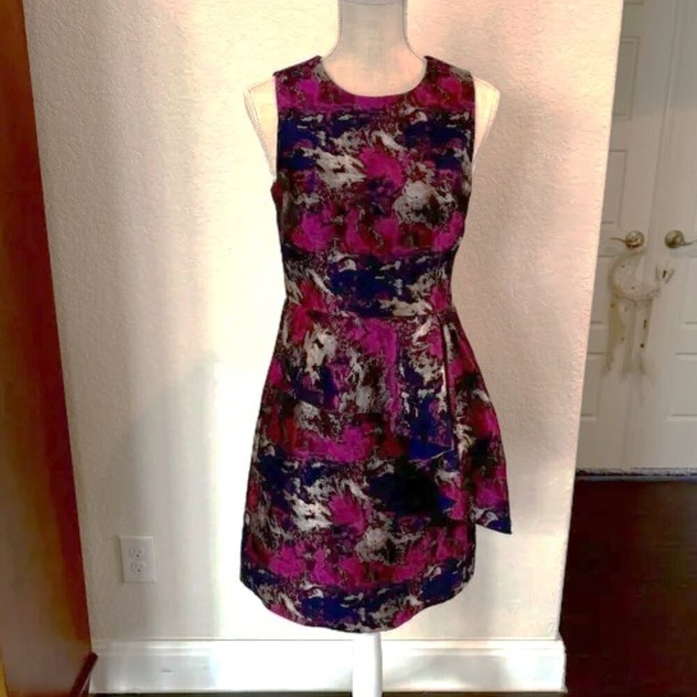 Vince Camuto Abstract Pink Navy and Silver Mini Dress - Picture 3 of 11